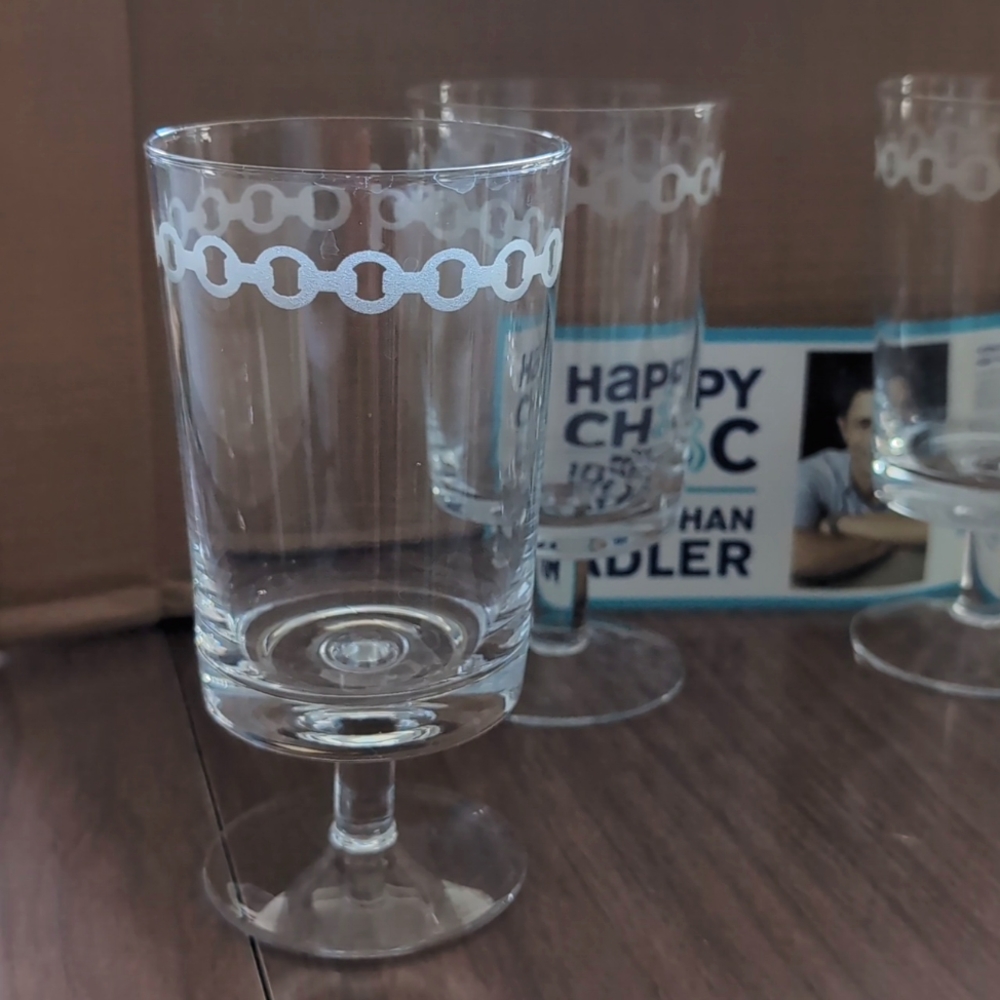 Jonathan Adler Happy Chic glasses NIB! Set of 4